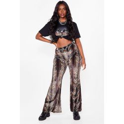 Womens Grande Taille - Pantalon Flare En Velours À Imprimé Serpent Je Ne Sssais Plus - Nasty Gal - Modalova
