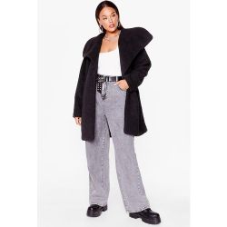 Womens Grande Taille - Manteau En Fausse Fourrure À Revers Oversize Tu Es Fou-Rrure De Moi - Nasty Gal - Modalova