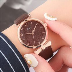Affaires élégantes s montre en cuir Bande pétale motif dégradé cadran réglable fermoir montre à Quartz - Newchic - Modalova