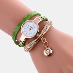 Casual s montre bracelet en cuir strass métal décoratif cercle pendentif montre à quartz multicouche - Newchic - Modalova