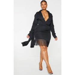 PLT Plus - Robe moulante à manches longues à franges aux ourlets détail drapée - PrettyLittleThing - Modalova
