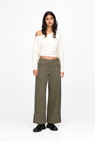 Pantalon Large Retroussé Dans Le Bas - Pull&Bear - Modalova