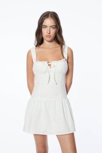 Robe Courte Blanche À Bretelles - Pull&Bear - Modalova