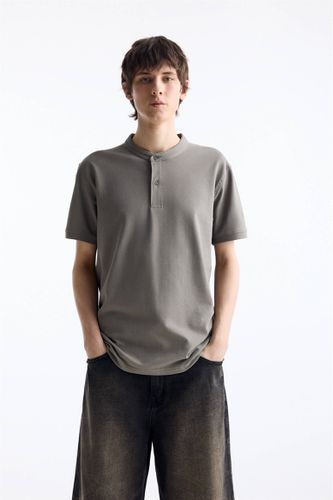 Polo Col Mao - Pull&Bear - Modalova