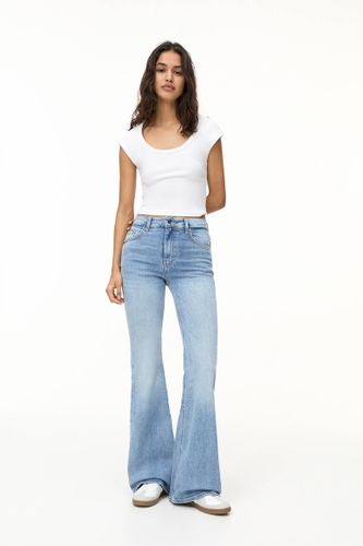 Jean Skinny Flare - Pull&Bear - Modalova