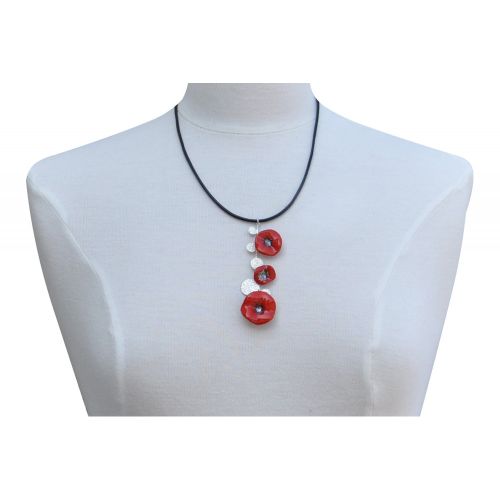 Collier Lien Cuir Noir Tige Metal Argenté Trois Coquelicots C - LES POULETTES BIJOUX - Modalova