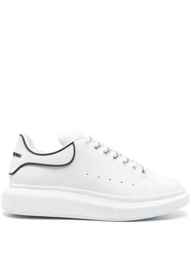 Alexander McQueen Larry Sneakers - Alexander McQueen - Modalova