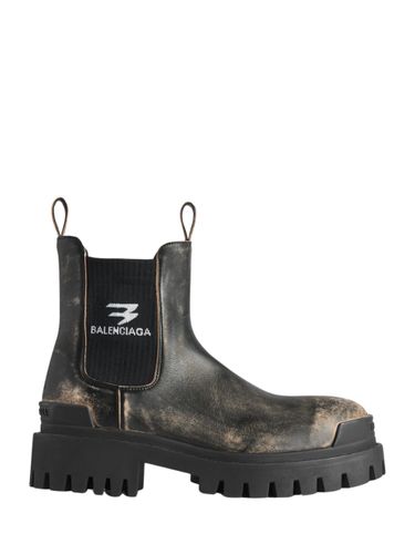 Balenciaga Strike Chelsea Boot - Balenciaga - Modalova