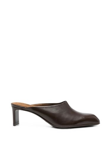 KHAITE Colt Leather Mules - KHAITE - Modalova