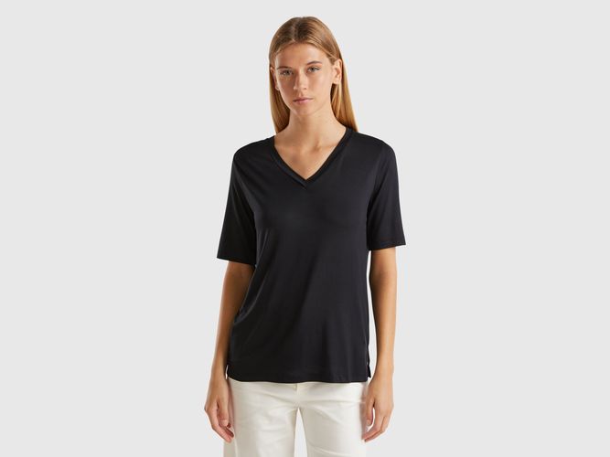 Benetton, T-shirt Col V En Viscose Stretch, taille L, Noir - United Colors of Benetton - Modalova