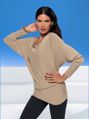 Pull chauve-souris encolure en u féminine - Ashley Brooke - Modalova
