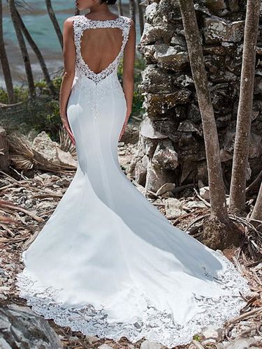Robe de Mariée Sirène ivoire en Dentelle col rond décolleté à traîne robe de mariage - milanoo.com - Modalova
