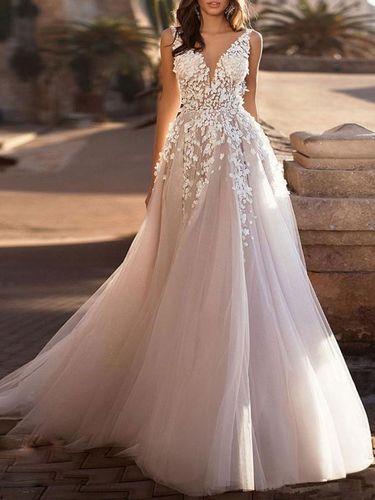 Robes de mariée rose en tulle col V dos nu décoré des fleurs à traîne - milanoo.com - Modalova