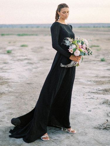 Robes de mariée Stretch Crepe A-Line Manches longues avec train Robe de mariée Personnalisation gratuite - milanoo.com - Modalova