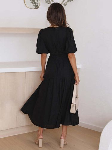 Robe Boho Robe d'été plissée à manches courtes et col en V - milanoo.com - Modalova