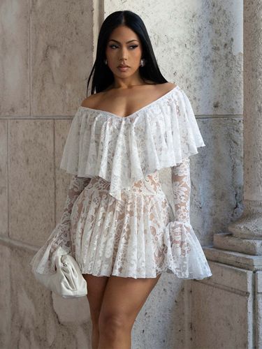 Robe blanche chic mini en dentelle à manches longues et épaules dénudées idéale pour un rendez-vous galant - milanoo.com - Modalova