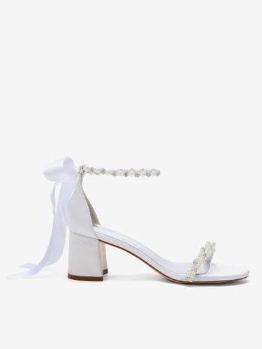 Chaussures de mariée blanches à talons carrés ornées de perles et de strass avec bride à la cheville - milanoo.com - Modalova