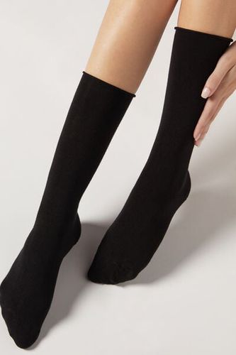 Women’s Smooth Cotton Mid-Calf Socks Woman Black Size TU - Calzedonia - Modalova