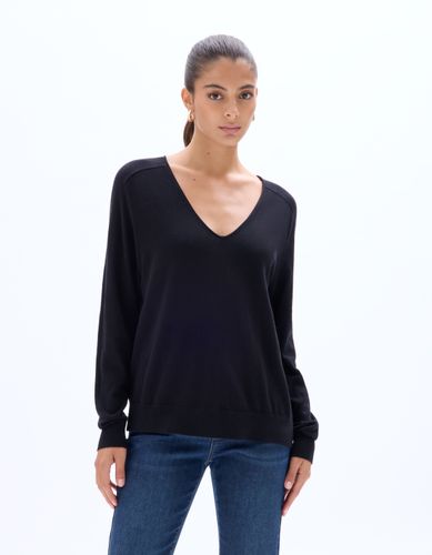Pull doux à col v - noir - celio - Modalova