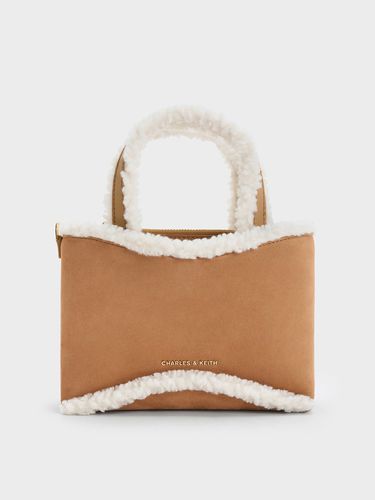 Charles & Keith - Mini sac cabas Sybill texturé à bordure en fourrure - Charles & Keith - Modalova