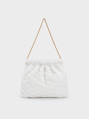 Charles & Keith - Sac hobo en fausse fourrure à poignée chaîne - Charles & Keith - Modalova