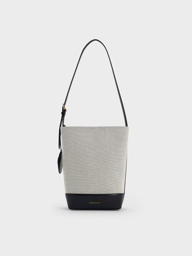 Charles & Keith - Sac seau en toile à poignée allongée Enola - Charles & Keith - Modalova