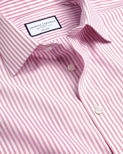 Chemise En Tissu Royal Oxford À Rayures De Boucher Sans Repassage - par - Charles Tyrwhitt - Modalova