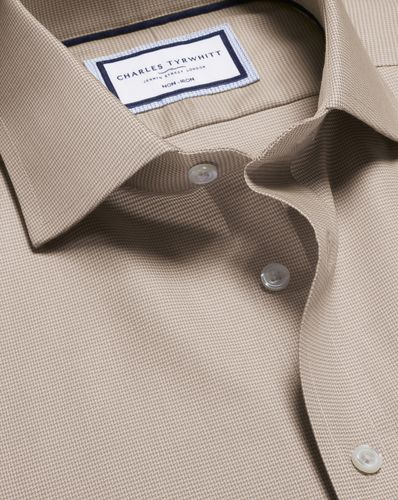 Chemise À Tissage Westminster Sans Repassage - Moka par - Charles Tyrwhitt - Modalova