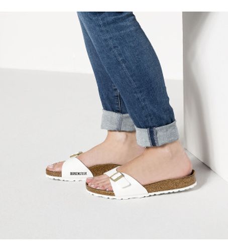 Sandales en Cuir Madrid Birko-Flor Patent (Coupe Étroite) (40), Plat, Aucun, Casuel, Vernis - Birkenstock - Modalova