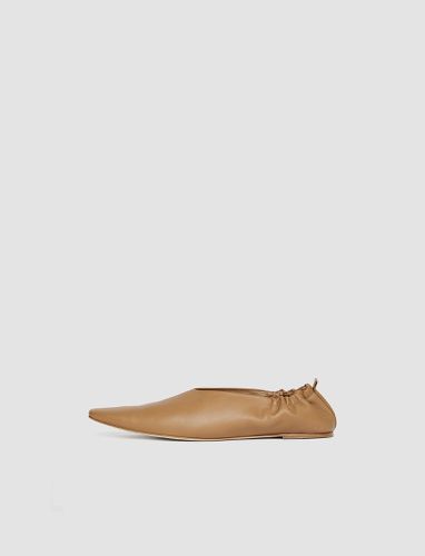 Leather Pointy Ballerina Shoes - Joseph - Modalova