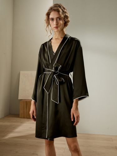 LILYSILK Robe De Chambre En Soie Ceinture Assortie Lavable En Machine 100% Soie Conçu Pour La Beauté Une Meilleure Peau XL - LILYSILK - Modalova