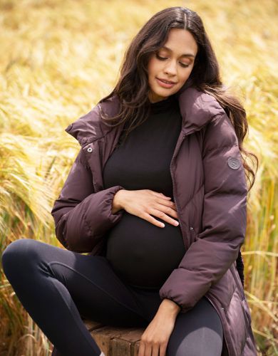 Veste de grossesse rembourrée en chevron avec ceinture | - Seraphine - Modalova