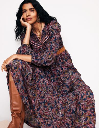 Robe longue à empiècement matelassé- marine authentique, motif Opulent Paisley - Boden - Modalova