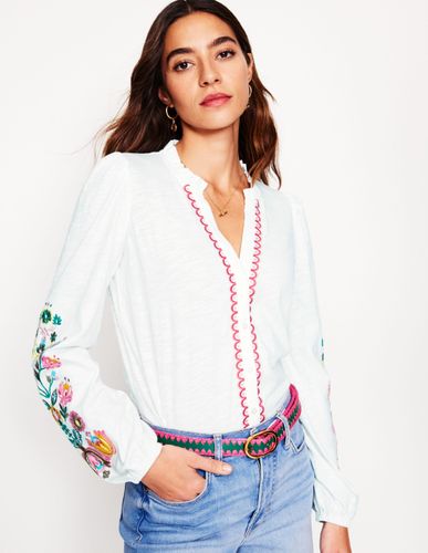 Blouse brodée à col volanté - Boden - Modalova