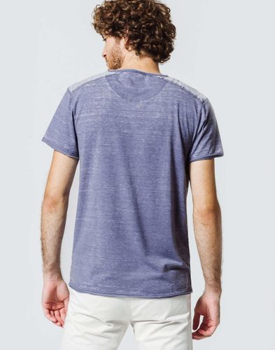 IZAC - T-Shirt Tunisien Bleu Gris - Izac - Modalova