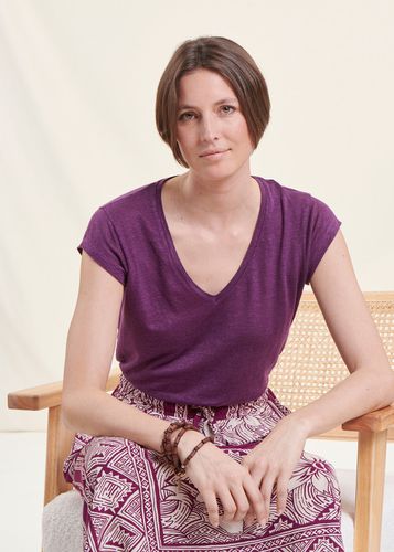 T-shirt prune en lin manches courtes - La Fée Maraboutée - Modalova