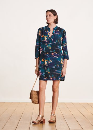 Robe courte bleu pétrole manches 3/4 à imprimé - La Fée Maraboutée - Modalova