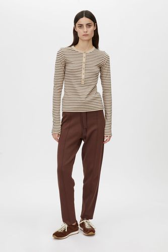 Lyndon Knit Pant - CAMILLA AND MARC - Modalova