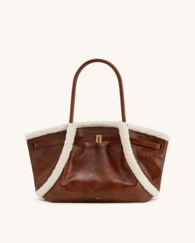 Sac cabas moyen à garniture imitation peau de mouton Hana – Marron - JW PEI - Modalova