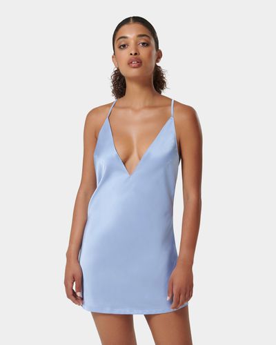 Clea Luxury Satin Short Chemise Hydrangea Blue - Bluebella - US - Modalova