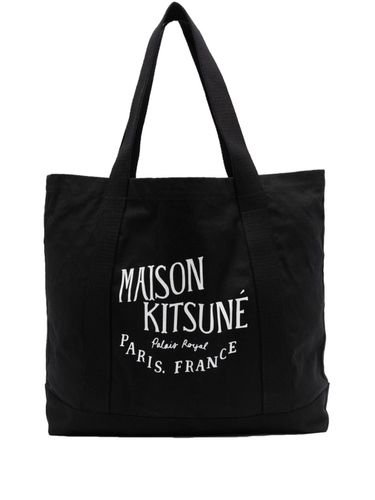 Medium Tote Bag in Palais Royal Camel