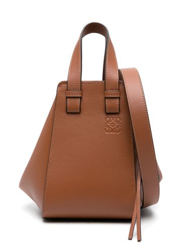 Compact Hammock Leather Handbag - Loewe - Modalova
