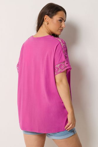 Tshirt Coupe Carrée Rose À Manches En Crochet Size 46 - Yours - Modalova