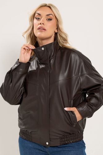 Veste À Col Cheminée En Similicuir Marron Chocolat Size 58-60 - Yours - Modalova