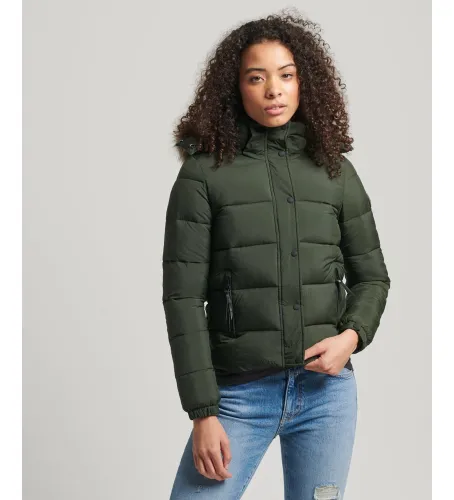 Til kvinder. W5011178A Kort mellemlagsjakke med hætte (S), Casual, Genanvendt polister - Superdry - Modalova