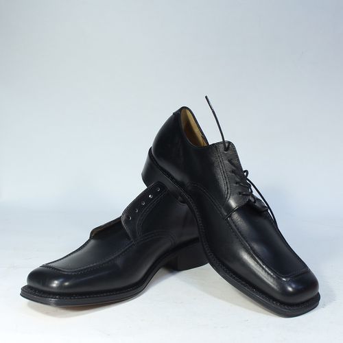 Paire de chaussures - Paraboot noire T 45 - Label Emmaüs