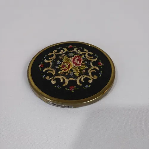 Petit miroir rond de sac - broderie vintage - Label Emmaus - Modalova