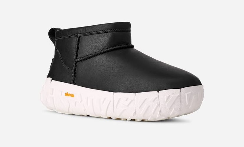 Botte Classic Ultra Mini Wrap Tech Noir in /, Taille 44, Cuir - Ugg - Modalova