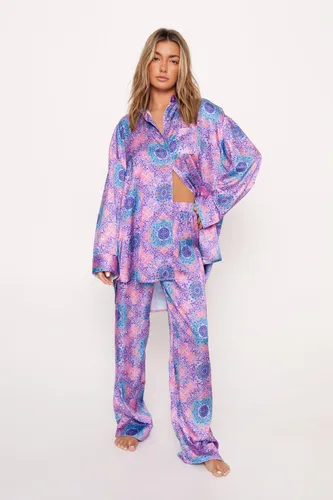 Pyjama Satiné Recyclé À Imprimé Mosaïque Avec Chemise Et Pantalon - - 32 - Nasty Gal - Modalova