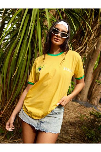 T-Shirt Rétro À Slogan Brazil - - S - Nasty Gal - Modalova